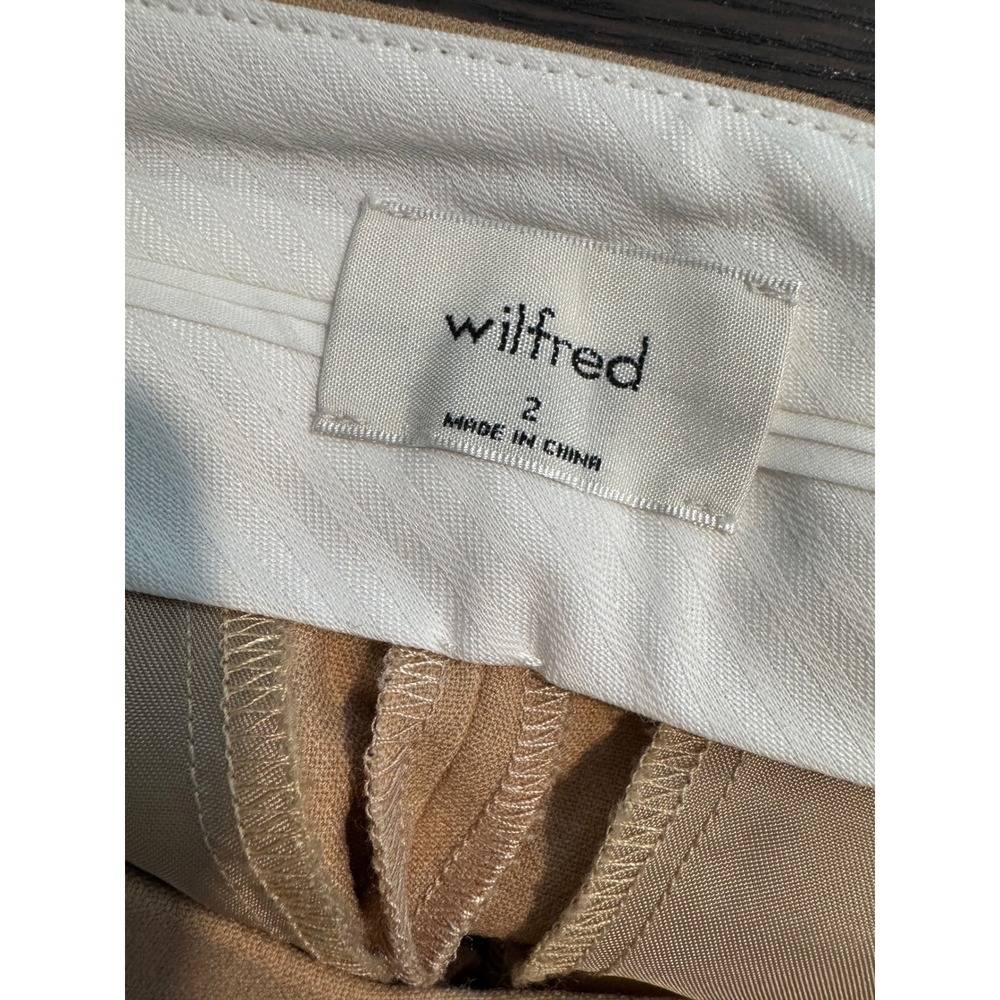 Effortless Shorts Aritzia Wilfred Pleated High Waisted Womens 2 Camel luxury - Picture 4 of 4